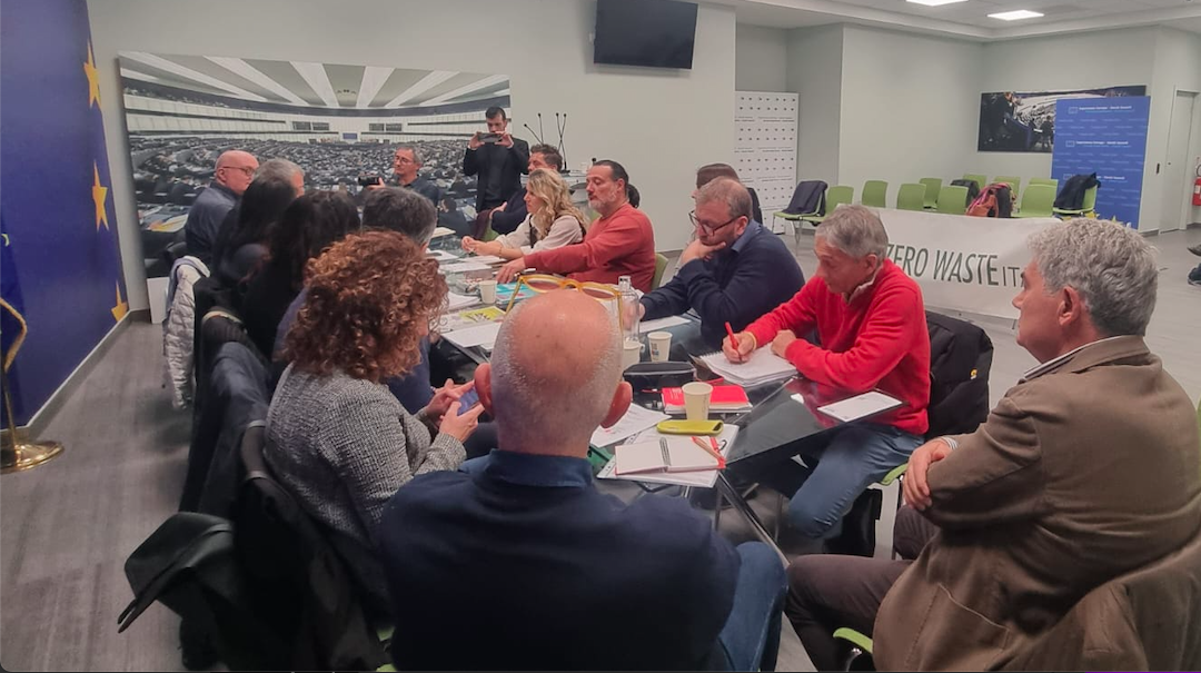 Rifiuti Zero: a Roma Paul Connett con Zero Waste Italy contro l’inceneritore e per un’economia circolare.